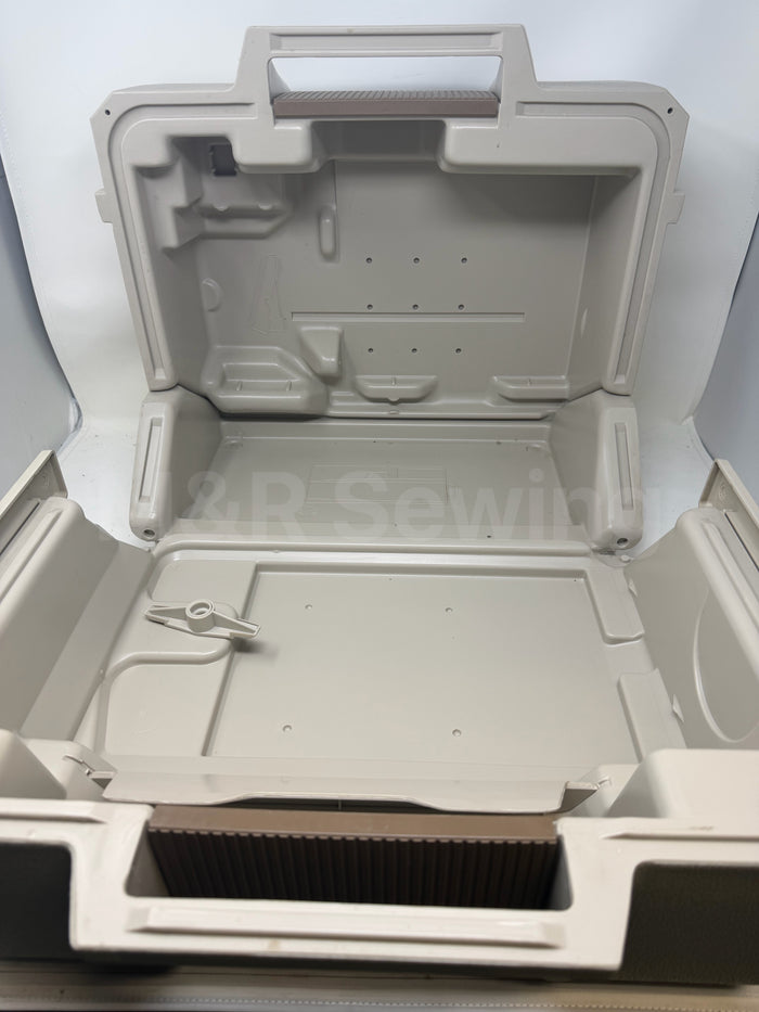 Used Bernia 930 Case