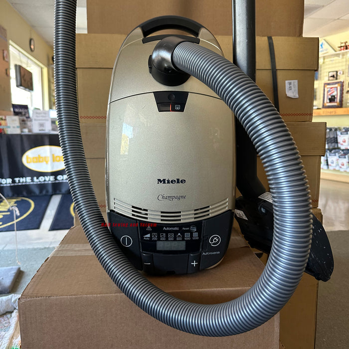 USED Miele S548 Champagne Vacuum