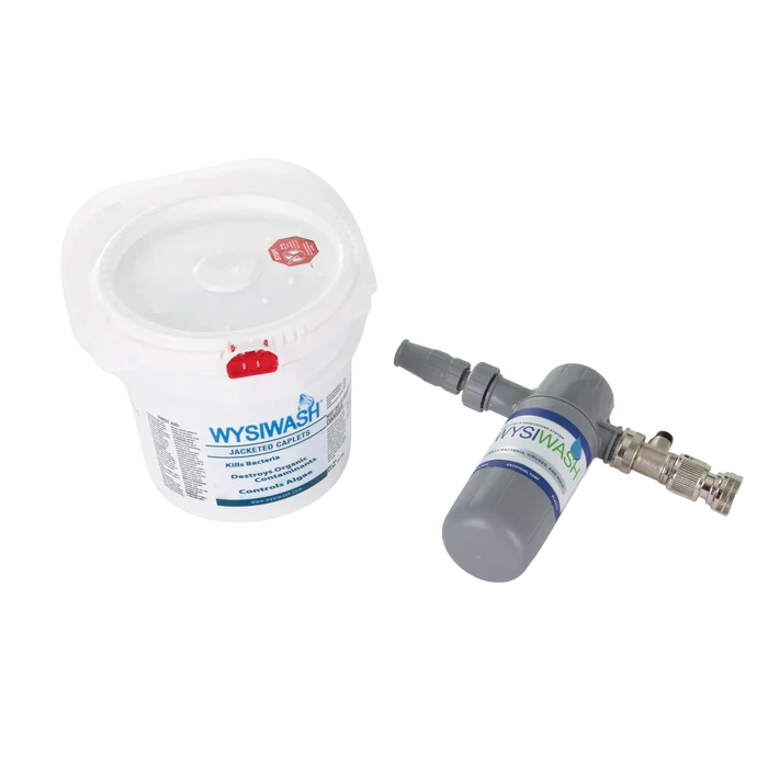 Wysiwash® Sanitizing System,"White bucket with lid and gray hose sprayer attachment"